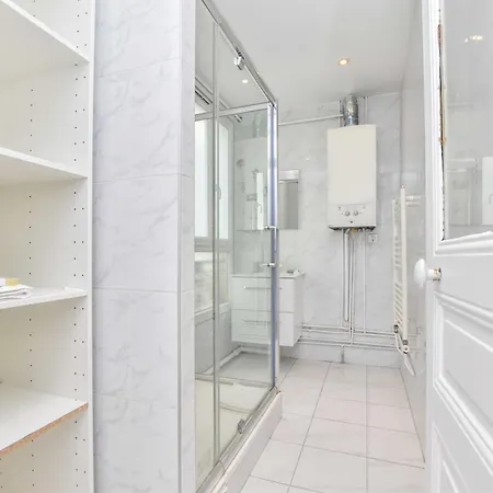 Serene - 2br - 6p - Menilmontant Apartment Paris